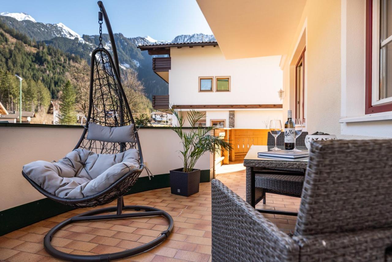Apparthotel Sonnenhof Mayrhofen Bagian luar foto