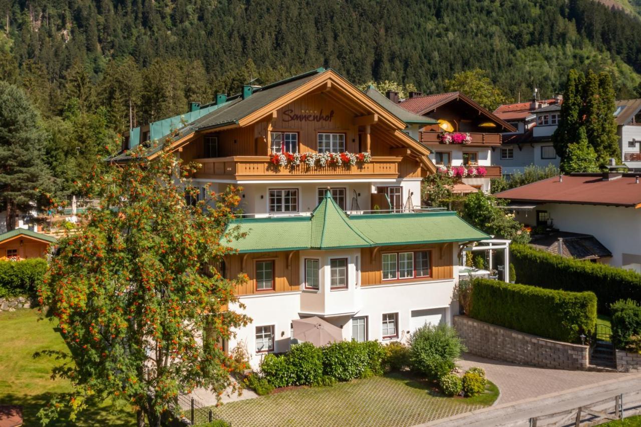 Apparthotel Sonnenhof Mayrhofen Bagian luar foto