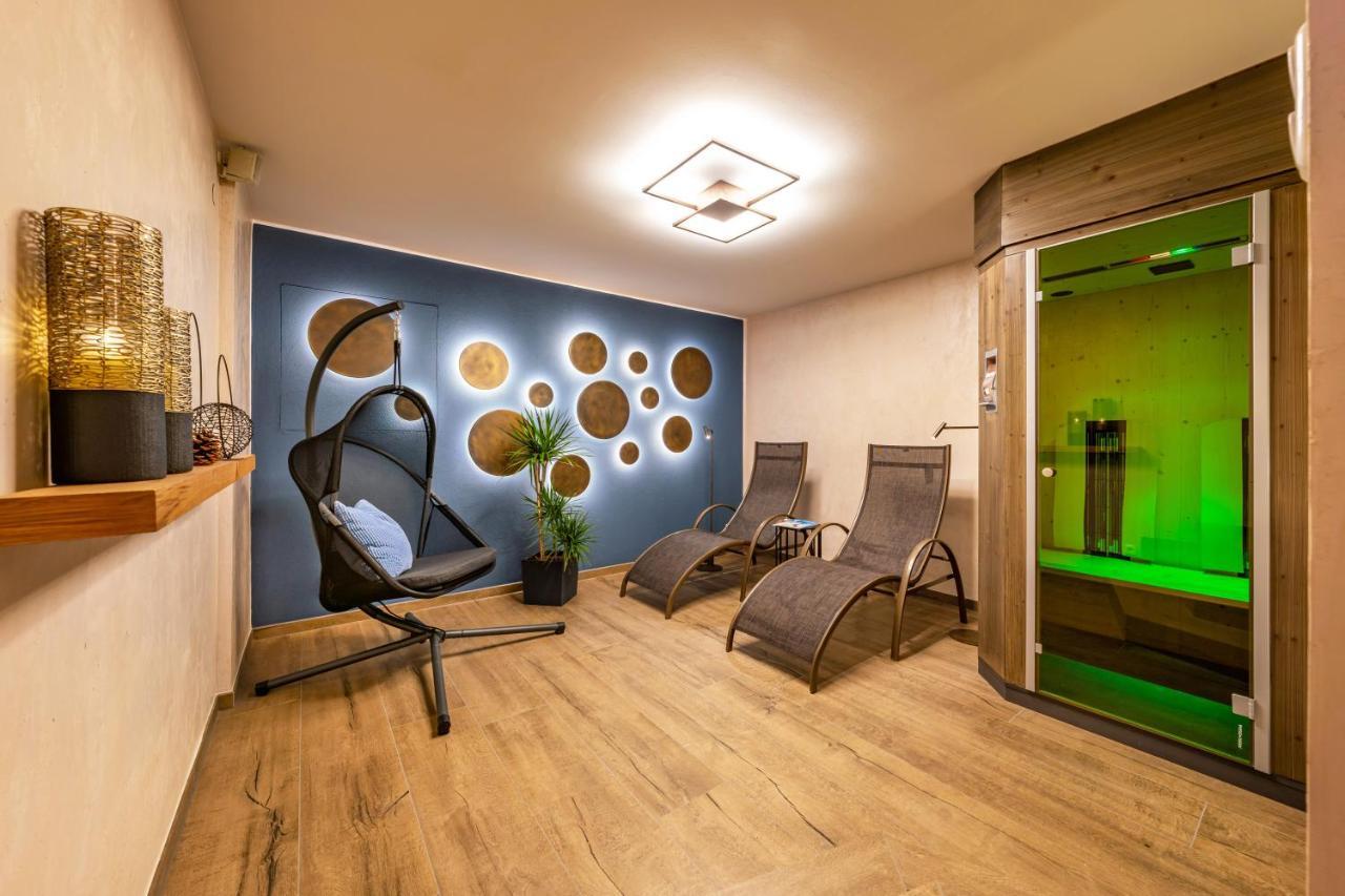 Apparthotel Sonnenhof Mayrhofen Bagian luar foto