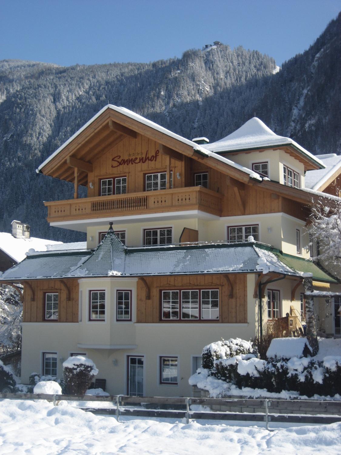 Apparthotel Sonnenhof Mayrhofen Bagian luar foto